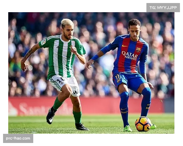 贝蒂斯中场传球成功率89.2%,但向前推进传球占比不足三成